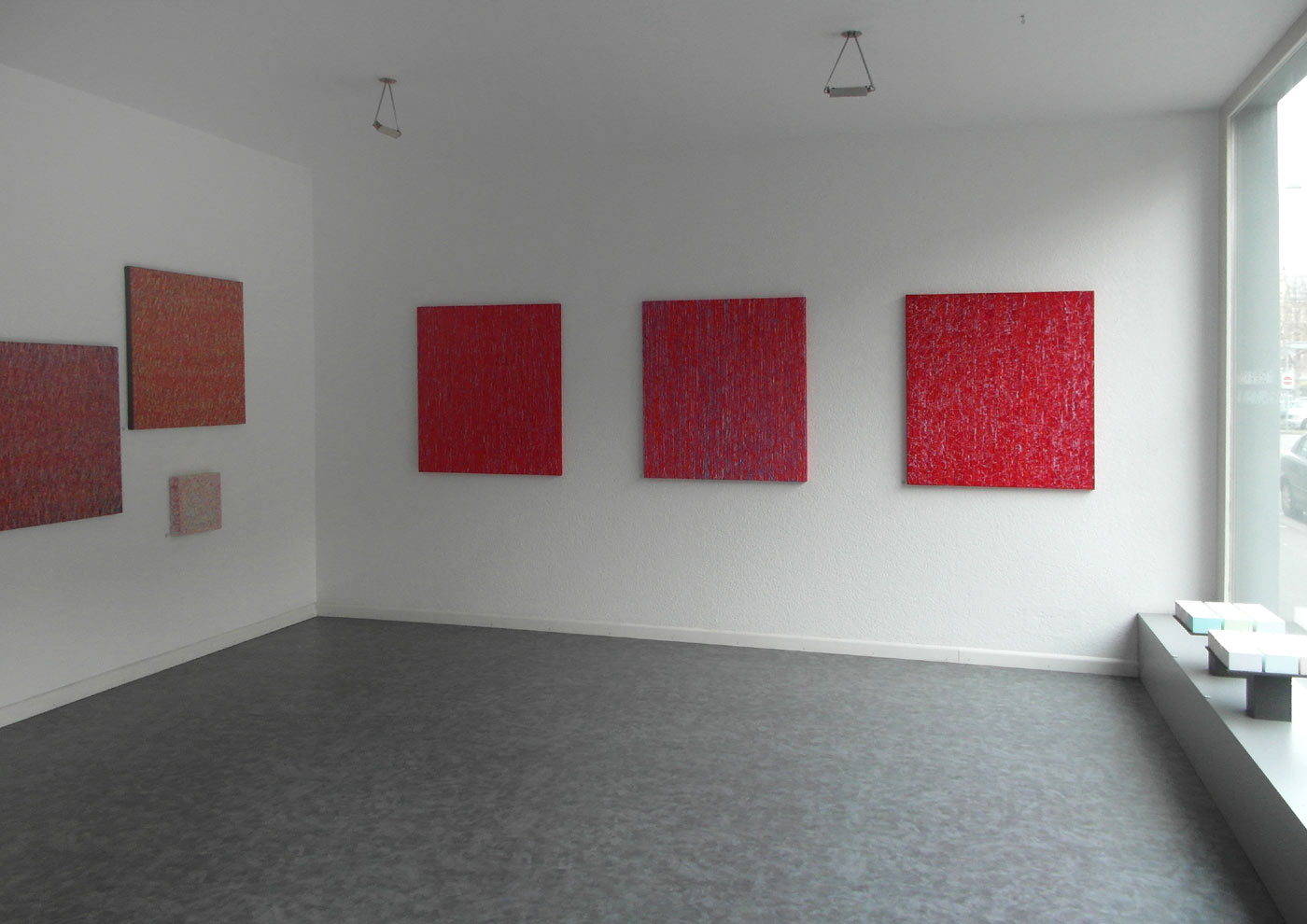 Susanne Lyner, Ausstellung AllesinAllemundMehr in der Galerie Franz Mäder, Basel Susanne Lyner, Ausstellung AllesinAllemundMehr in der Galerie Franz Mäder, Basel