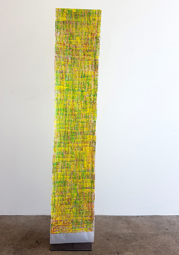 Susanne Lyner, 2019, Meine Stammbäume Nr. 04, Acryl auf Transparentpapier beidseitig bearbeitet, 340 x 33 cm Susanne Lyner, 2019, Meine Stammbäume Nr. 04, Acryl auf Transparentpapier beidseitig bearbeitet, 340 x 33 cm